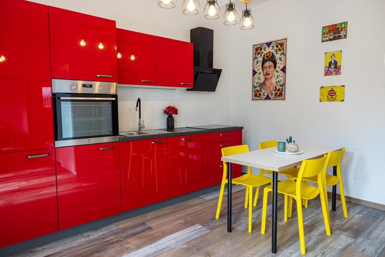Апартаменты House Frida Копер Экстерьер фото
